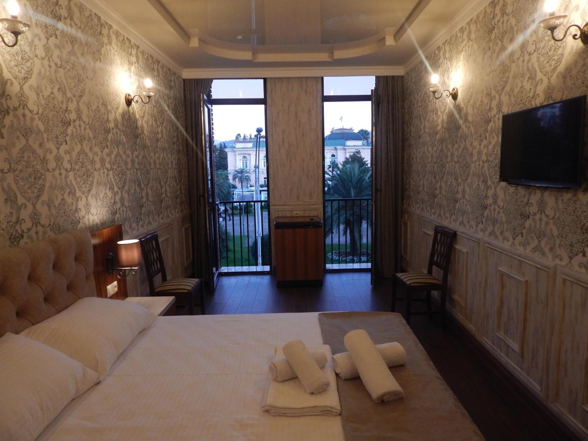 Melini Boutique Hotel Batum Dış mekan fotoğraf