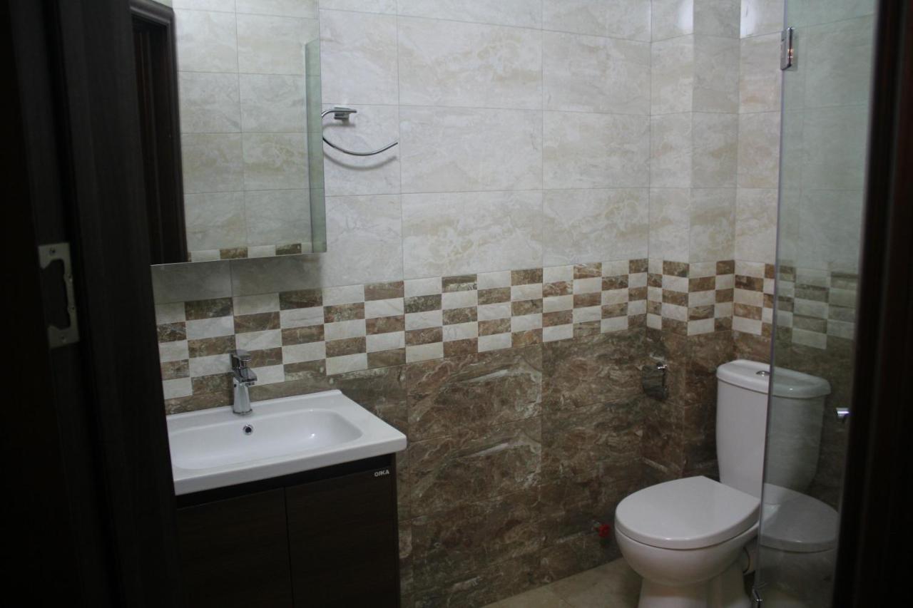 Melini Boutique Hotel Batum Dış mekan fotoğraf
